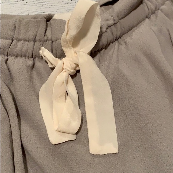 Aritzia Wilfred Gray Montrouge Shorts - Picture 4 of 10